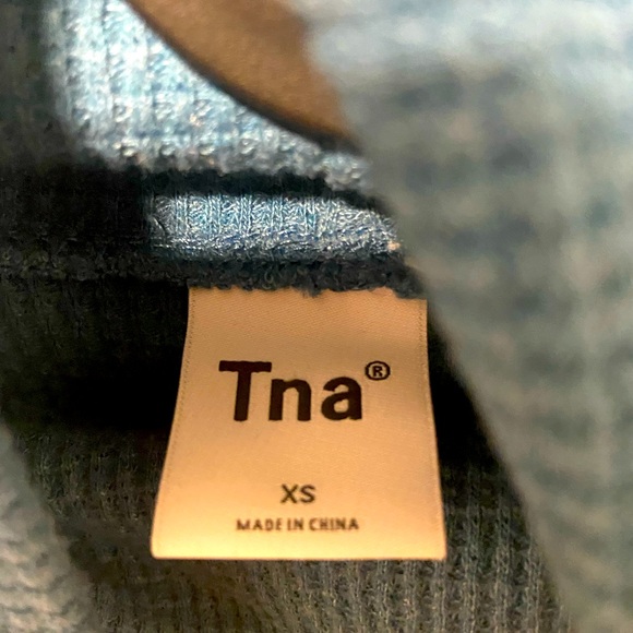 Turquoise TNA sweater - Picture 2 of 2